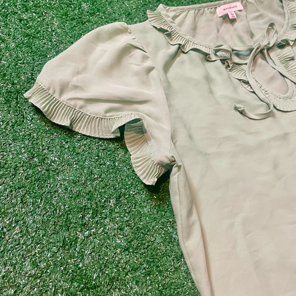 Max Studio Light Green Ruffle Blouse - Picture 5 of 5
